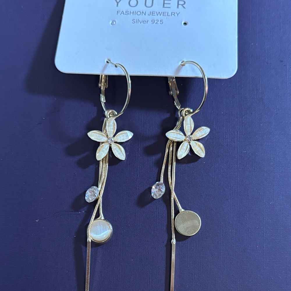 Gold Floral Dangle Earrings